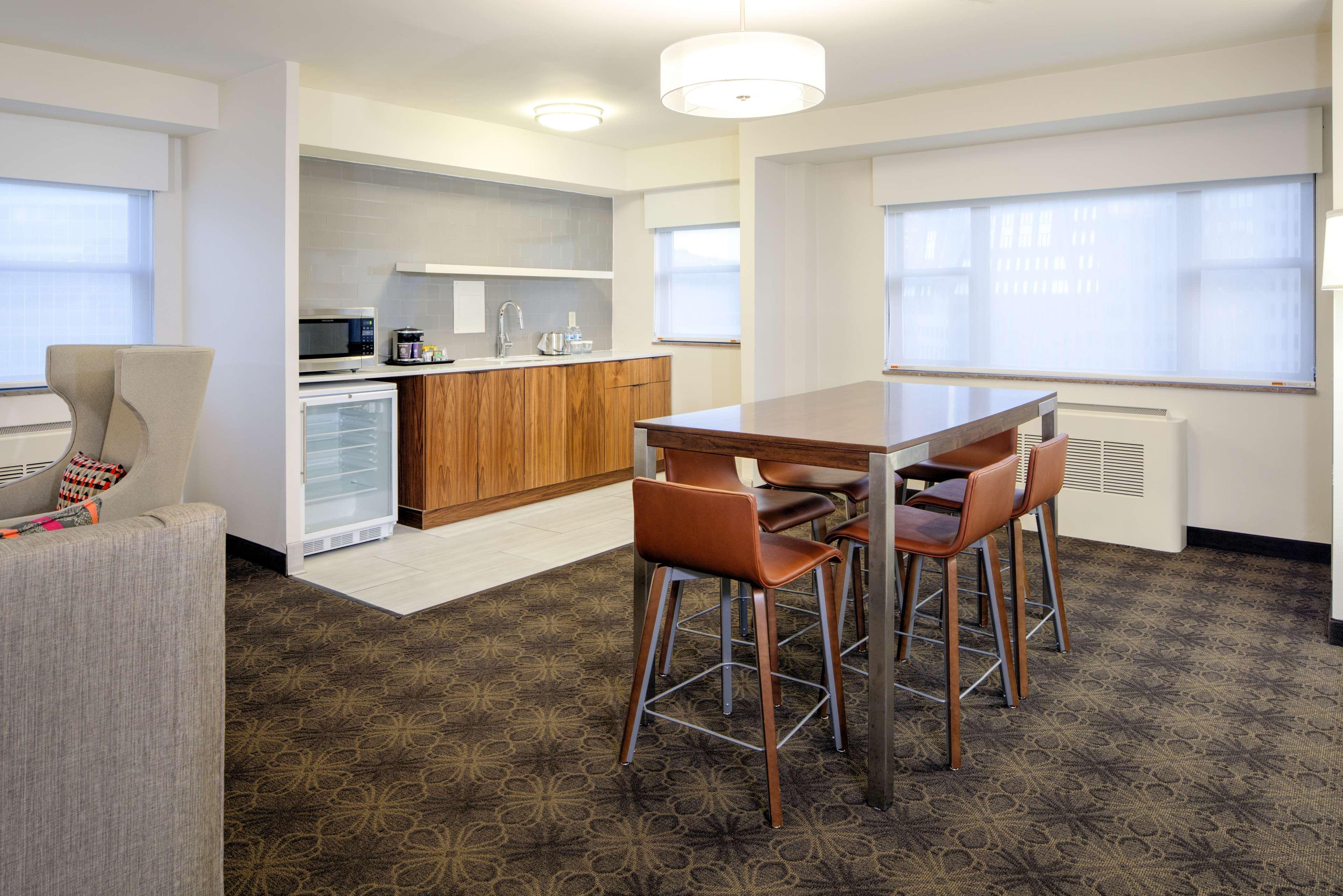 Doubletree By Hilton Hotel & Suites Pittsburgh Downtown Eksteriør bilde