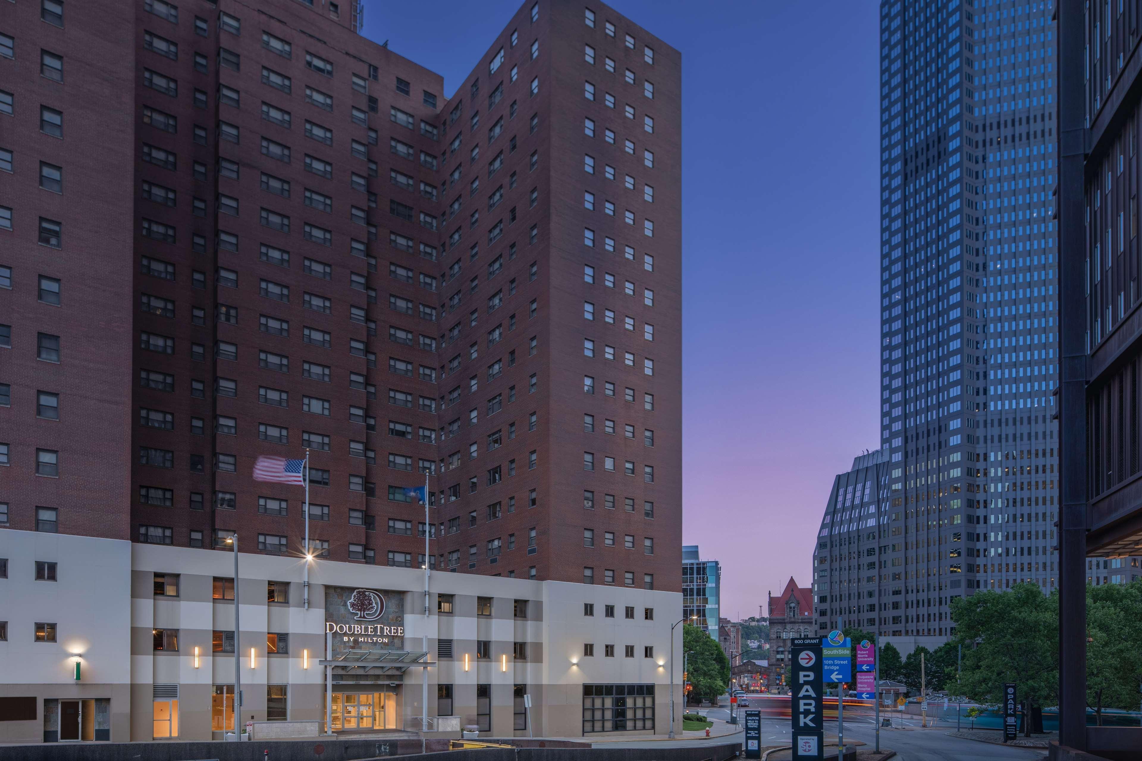 Doubletree By Hilton Hotel & Suites Pittsburgh Downtown Eksteriør bilde