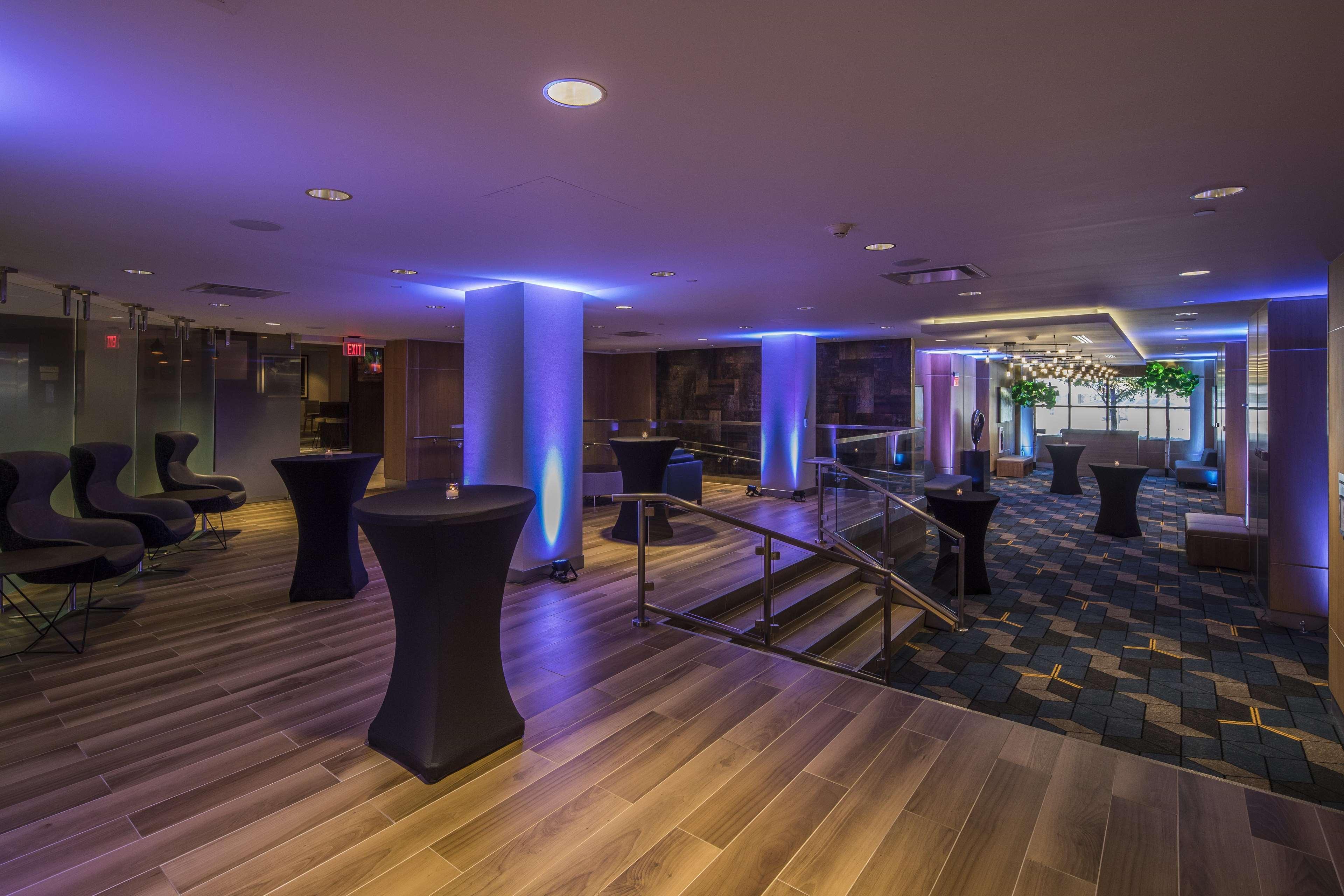 Doubletree By Hilton Hotel & Suites Pittsburgh Downtown Eksteriør bilde