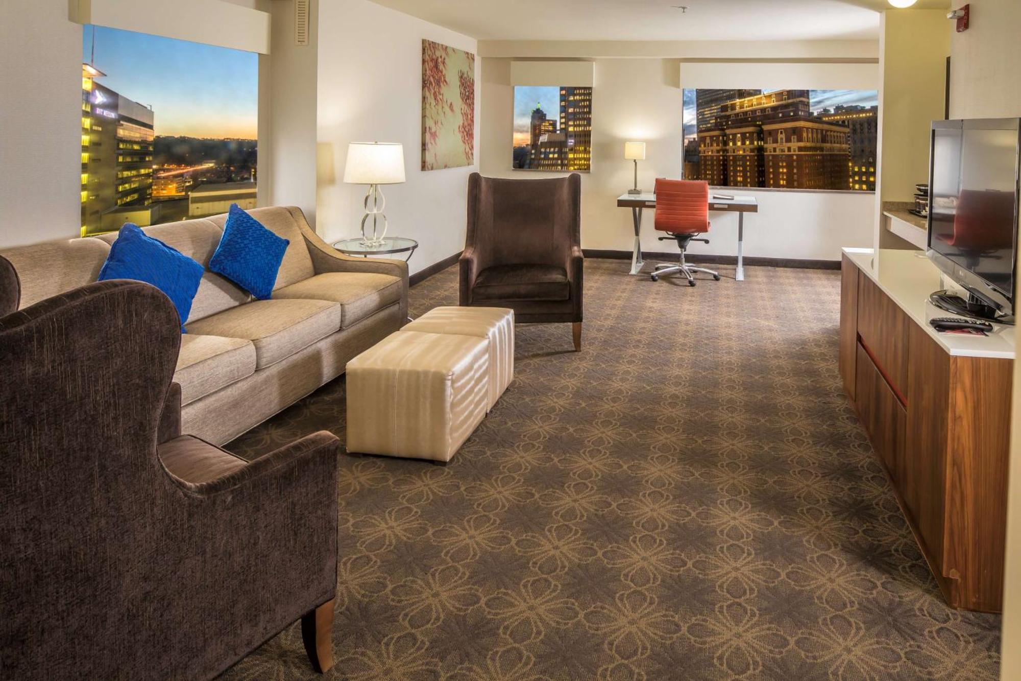 Doubletree By Hilton Hotel & Suites Pittsburgh Downtown Eksteriør bilde