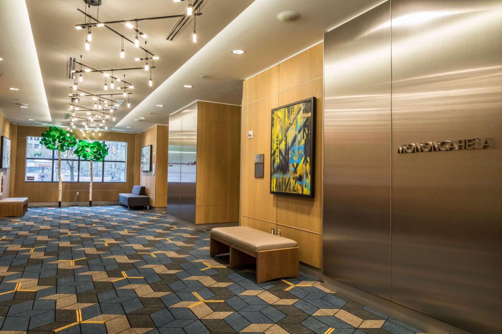 Doubletree By Hilton Hotel & Suites Pittsburgh Downtown Eksteriør bilde